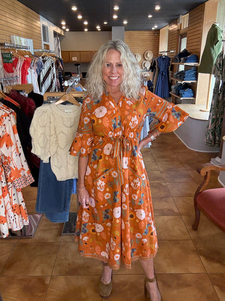 Isla Payal Cape Midi Dress [sunflower]