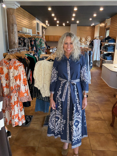 Isla Payal Chelsea Maxi Dress [navy]