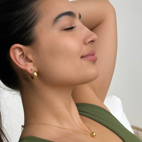 Ellie Vail Cosa Mini Hoop Earring