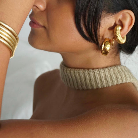 Ellie Vail Cosa Medium Hoop Earring