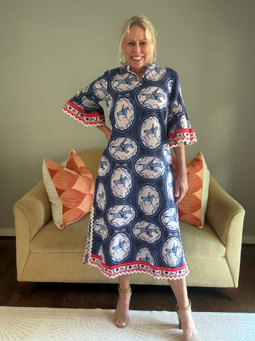 Isla Payal Como Midi Horse Print [cheval navy]