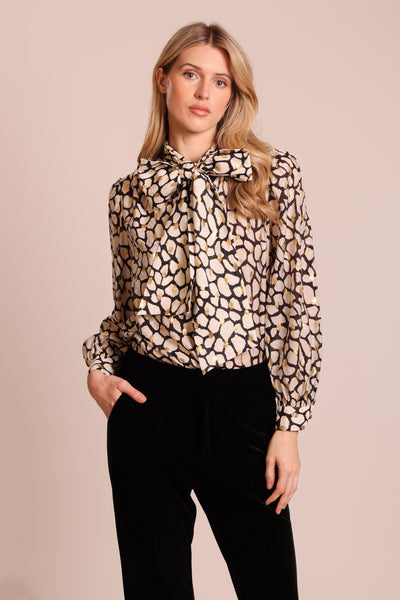Traffic People Stepping Stones Bonnie Blouse [white]