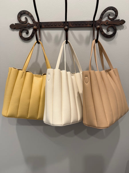 Melie Bianco Adele Vegan Leather Tote [nude]