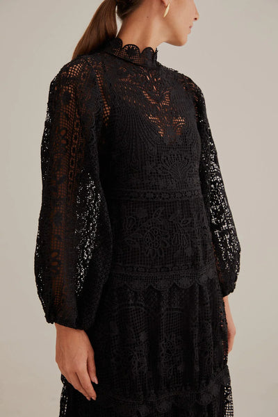 Farm Rio Guipire Long Sleeve Maxi Dress [black]