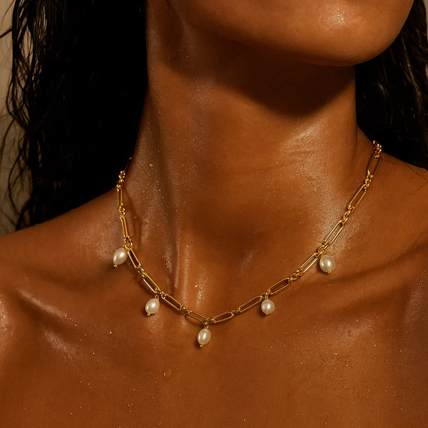 Ellie Vail Kendall Toggle Chain Pearl Necklace