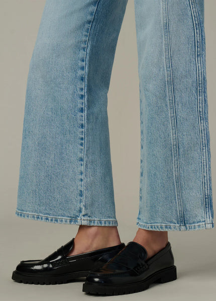 Joe’s Jeans Mia High Rise Ankle Petite with Seams in Genuine